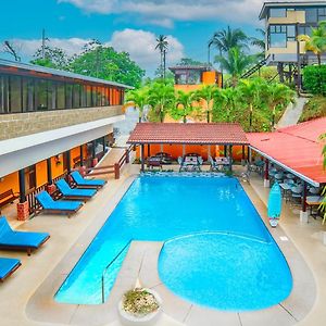 Hotel La Hacienda